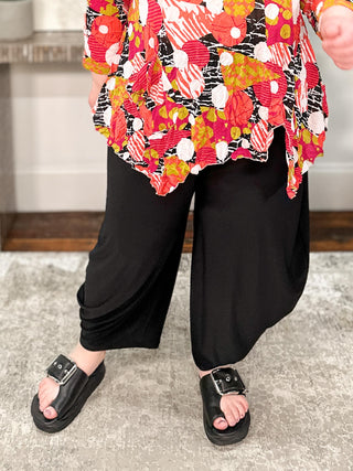 Chalet Tres Chic Baylee Pant, Black - Statement Boutique