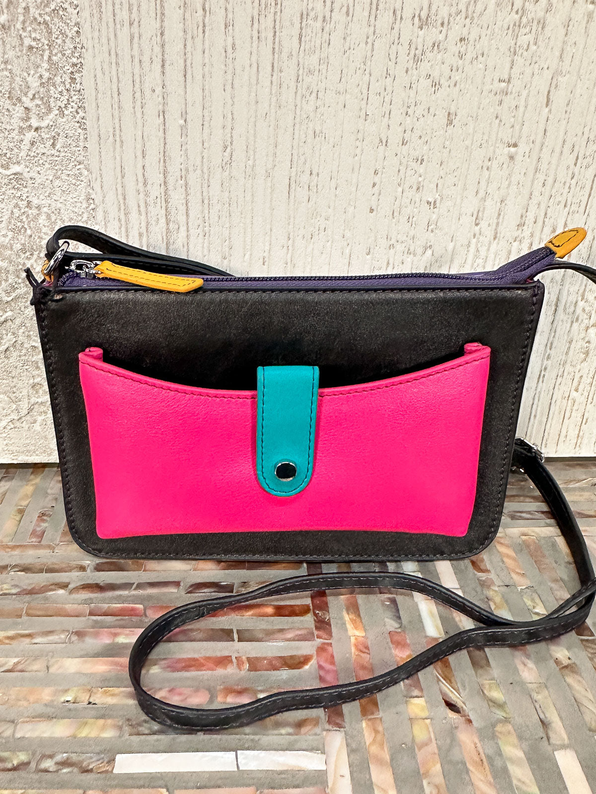 ili New York Leather Zip Around Phone Wallet Bag main image 0