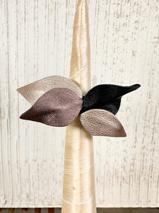 Four Leaf Ring, Champagne Gold/Neutrals