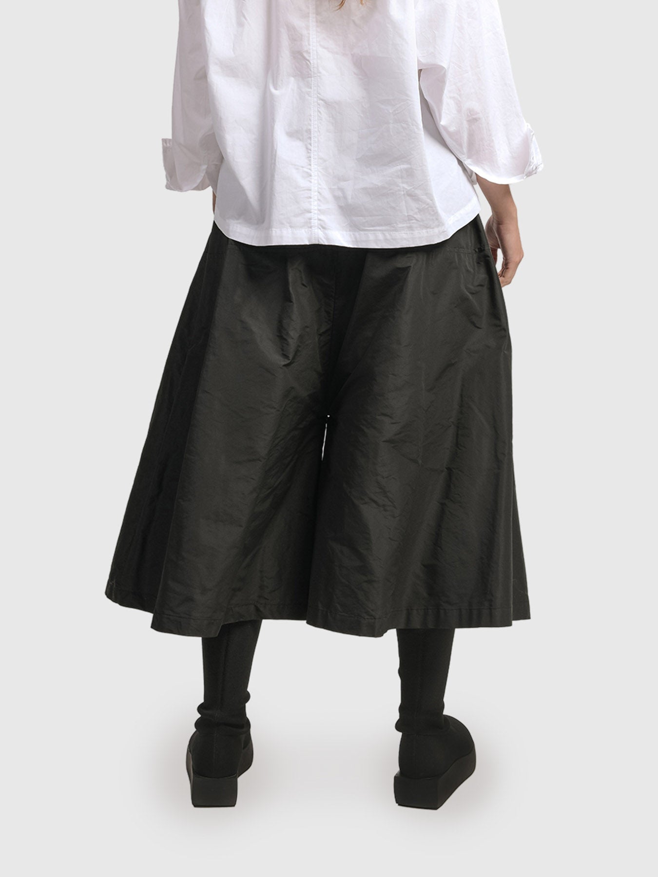 Alembika (Pre-Order) Urban Taffeta Pocket Gaucho Pant, Black - Statement Boutique