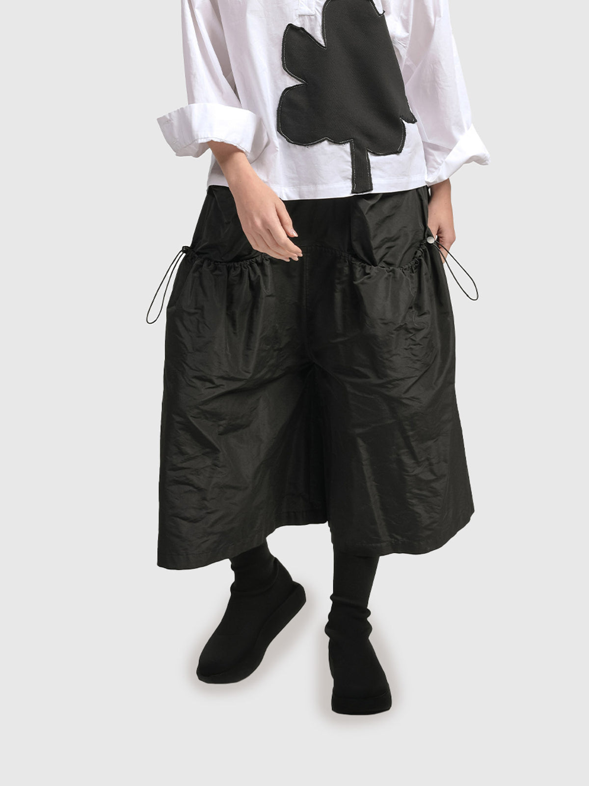 Alembika (Pre-Order) Urban Taffeta Pocket Gaucho Pant, Black - Statement Boutique