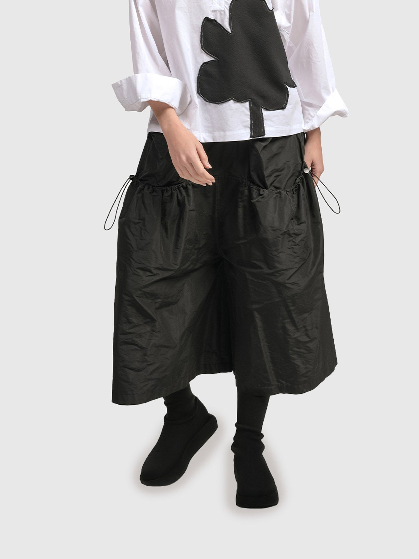 Alembika (Pre-Order) Urban Taffeta Pocket Gaucho Pant, Black - Statement Boutique