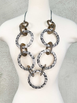Large Snake Print Rings Necklace, Grey Black