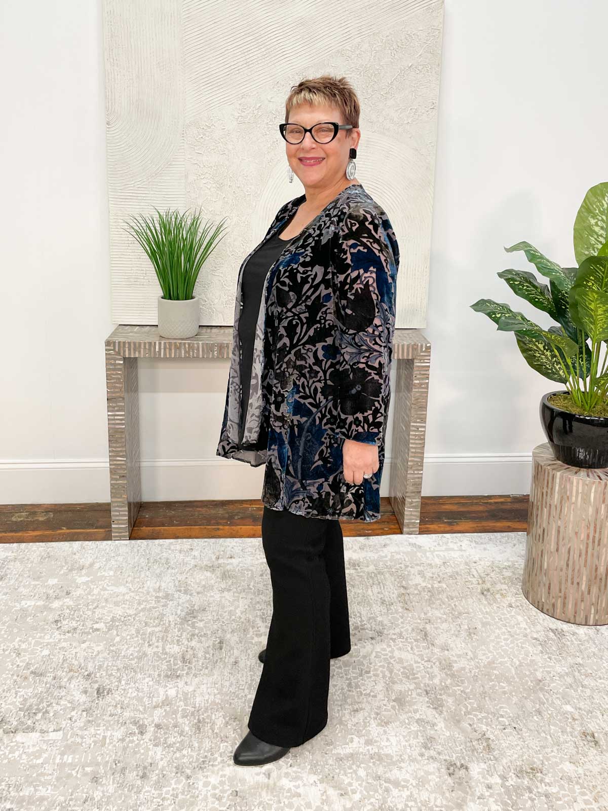 Aris. A Floral Burnout Velvet Cover Up, Blue Multi - Statement Boutique