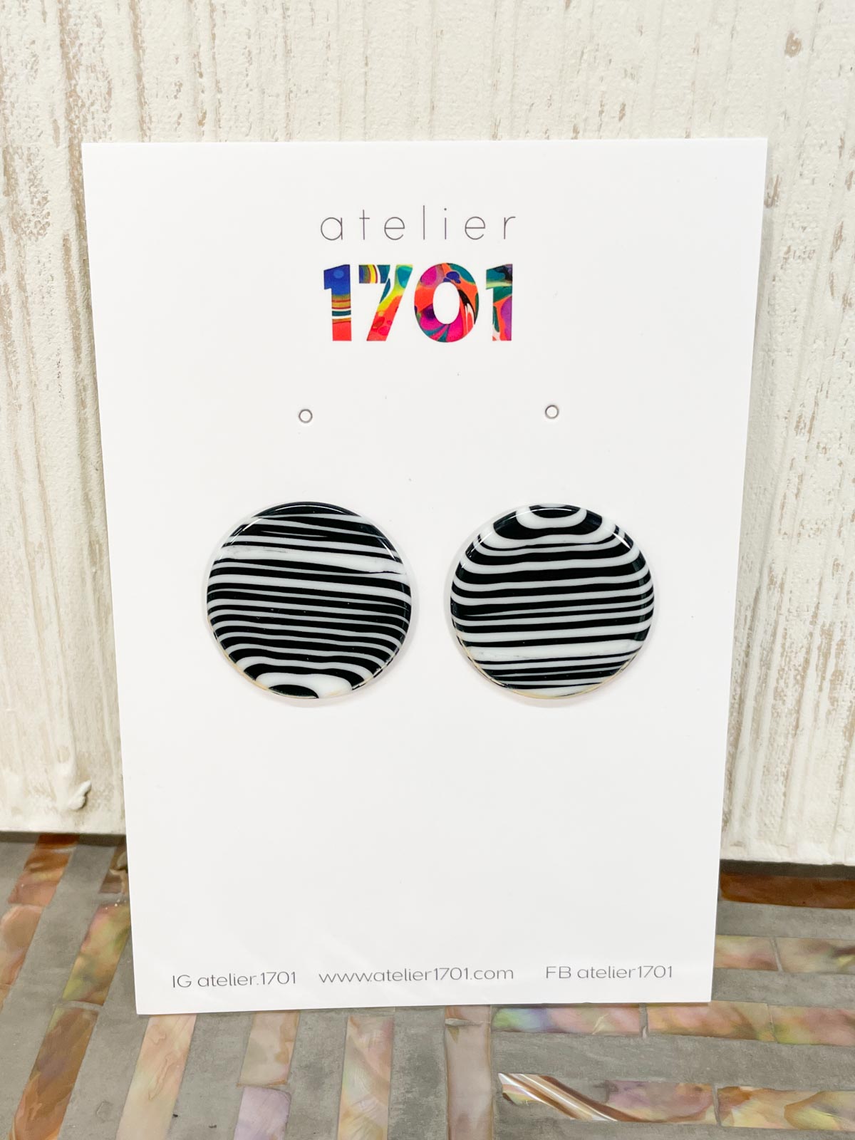 Atelier 1701 Circle Post Earrings, Black/White - Statement Boutique
