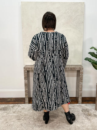 Asymmetric Dress with Pocket Accent, Black/White