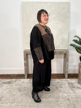 Oversized Mix Panel Step Hem Top, Black/Brown