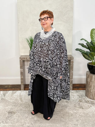 Recycle Print Oversized Top with Bottle Detail, Black/White