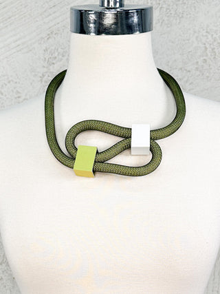 Mesh Tube S Design Necklace, Yellow/White