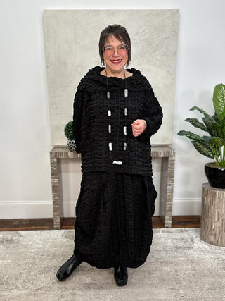 Side Tuck Skirt, Black Pucker