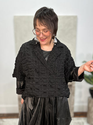 Hi Lo Crop Pullover, Black Pucker