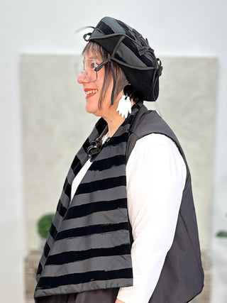 Beret Hat, Black/Velvet Stripe