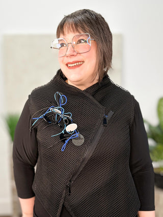 Acrylic & Elastic Cord Pin, Blue Multi