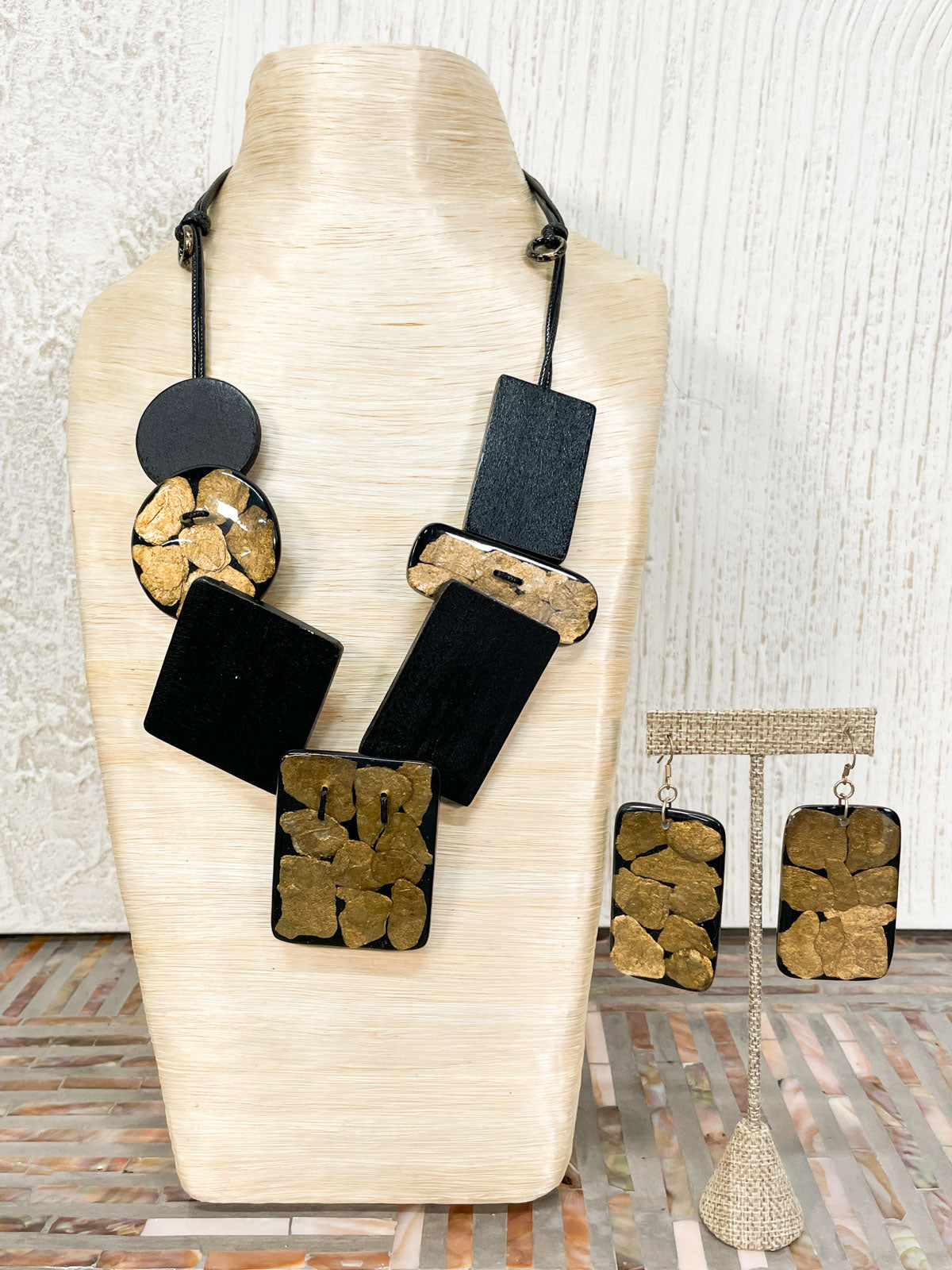 International Durus Jewelry Sets Inlay Resin Shapes Necklace & Earrings Set, Black/Gold - Statement Boutique