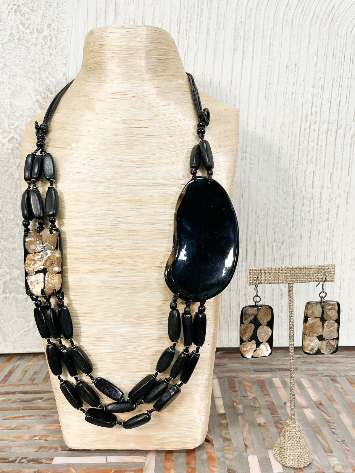 International Durus Jewelry Sets Shell Inlay Resin & Wood Necklace & Earrings Set, Black - Statement Boutique