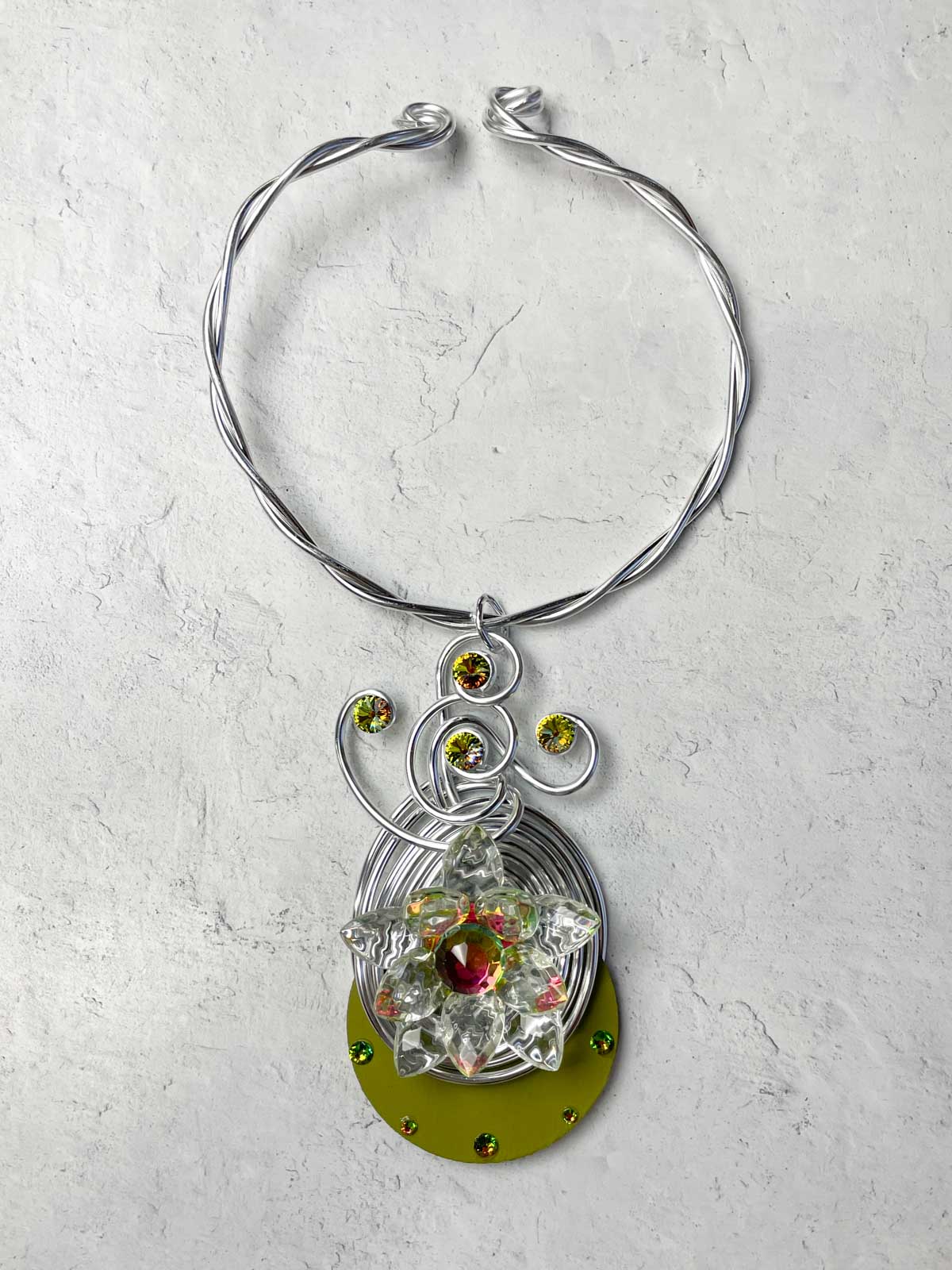 Jeff Lieb Total Design Jewelry 3D Mixed Media Flower Wire Collar Necklace, Green/Silver - Statement Boutique