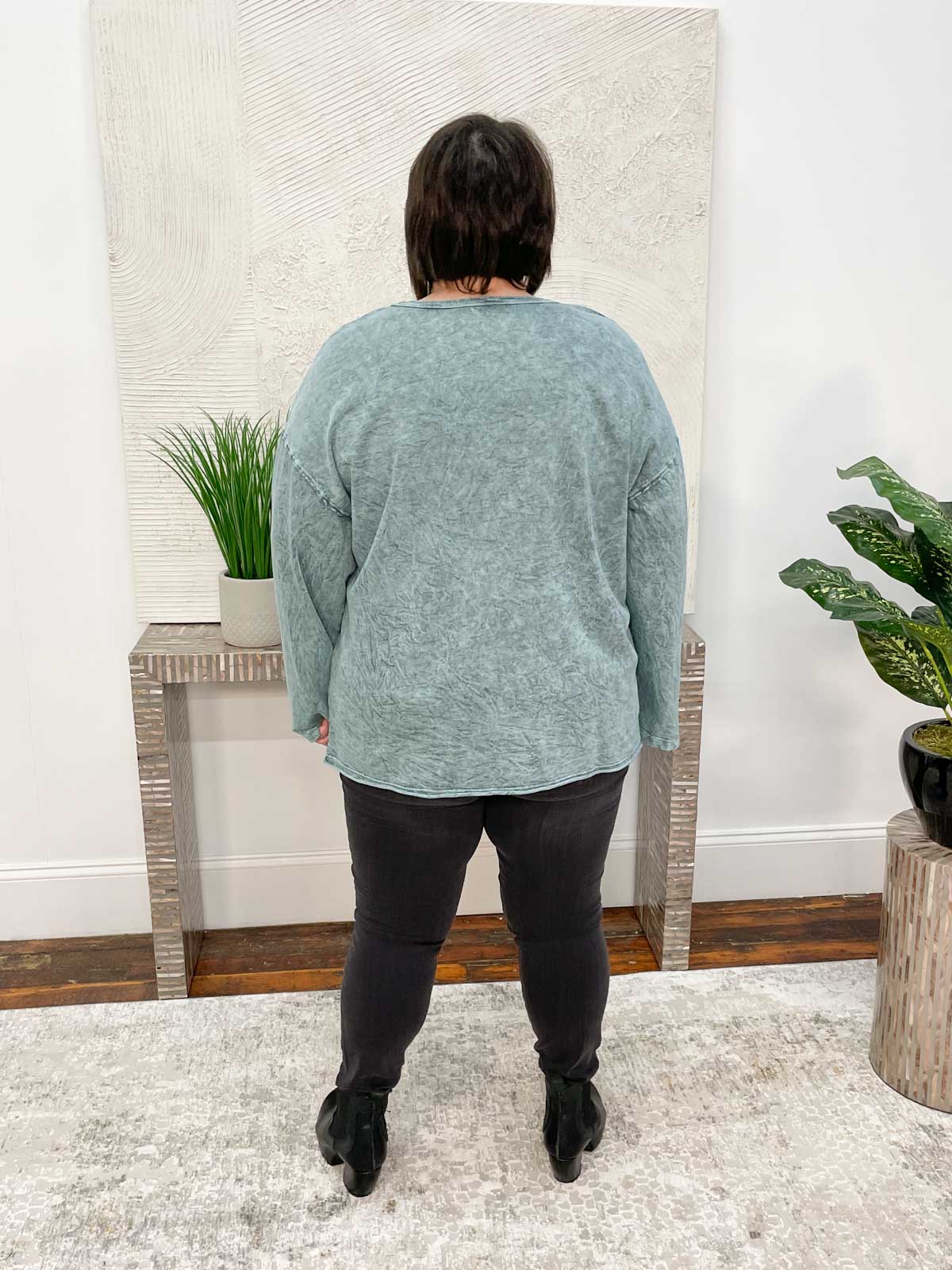Jess &amp; Jane Mineral Wash Drop Shoulder Thermal Pocket Top, Teal - Statement Boutique