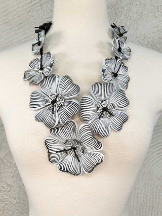 Plumeria Flower Necklace, White/Black