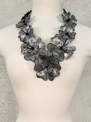 Plumeria Flower Necklace, Silver