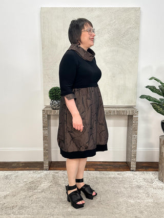 Jacquard Memory & Silky Knit Cocoon Dress, Brown/Black