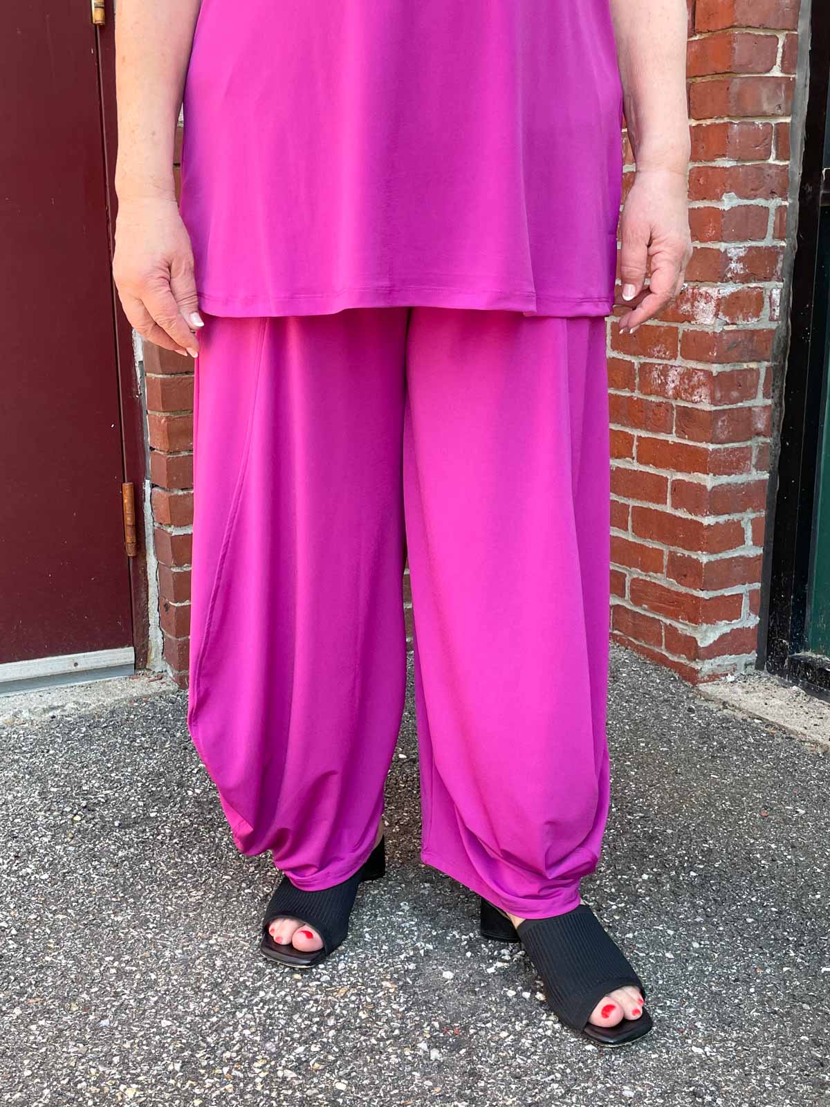 Kozan Jade Pant, Raspberry Vogue - Statement Boutique