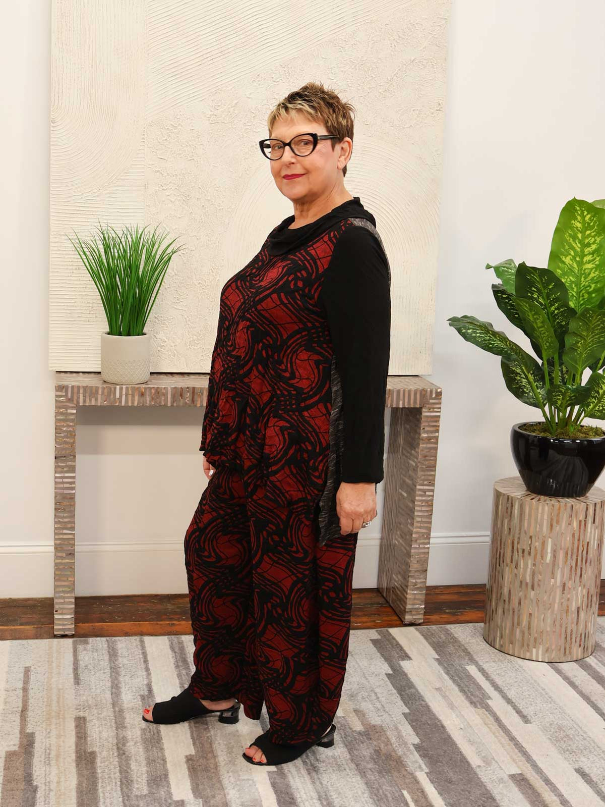Moonlight Pattern Knit Lantern Pant, Red/Black - Statement Boutique
