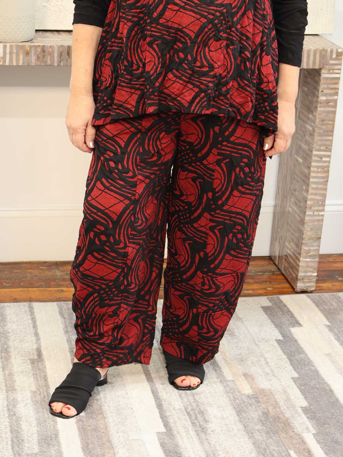 Moonlight Pattern Knit Lantern Pant, Red/Black - Statement Boutique