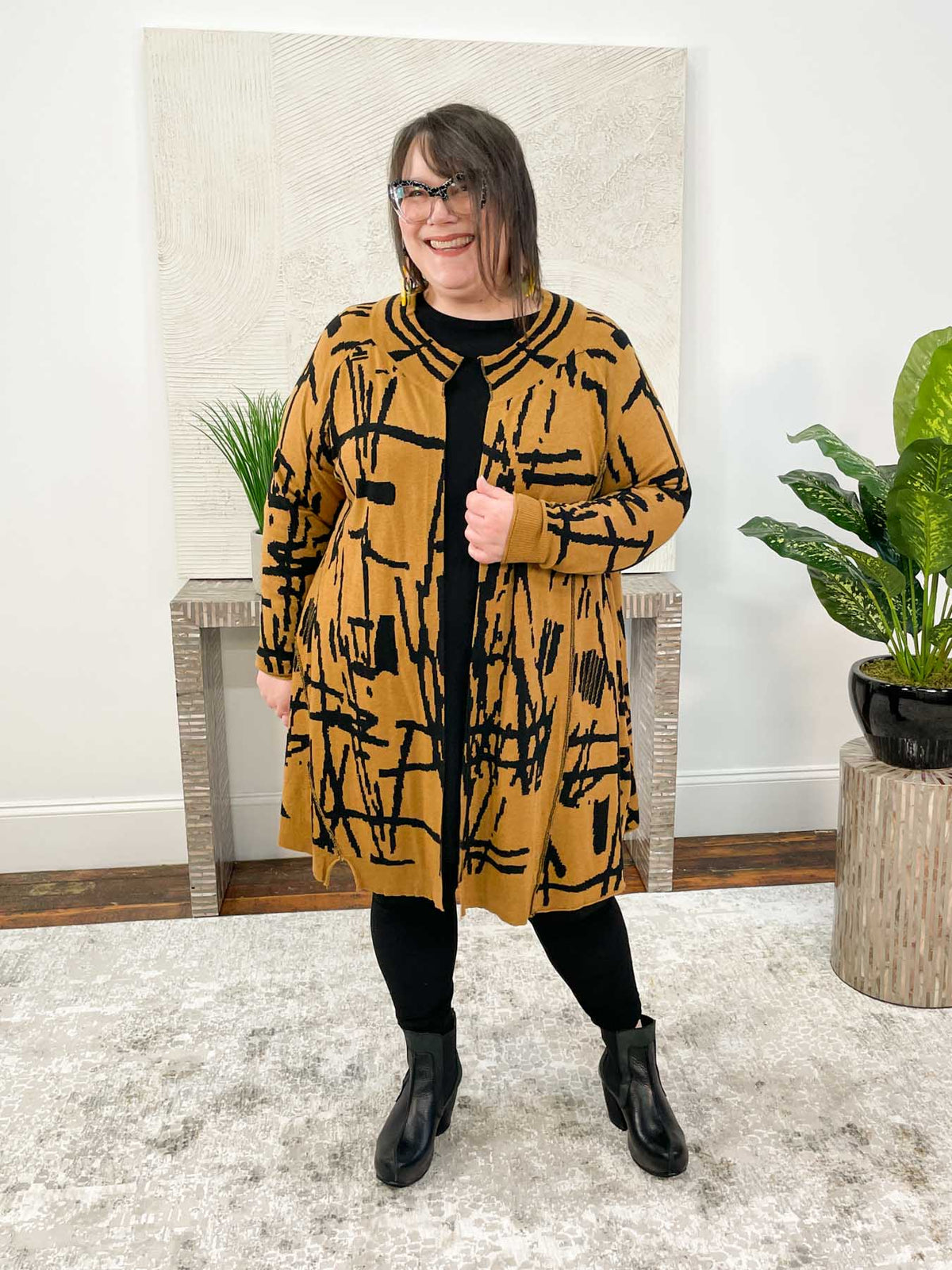 Noen Sketch Pattern Open Sweater Cardigan, Camel/Black - Statement Boutique