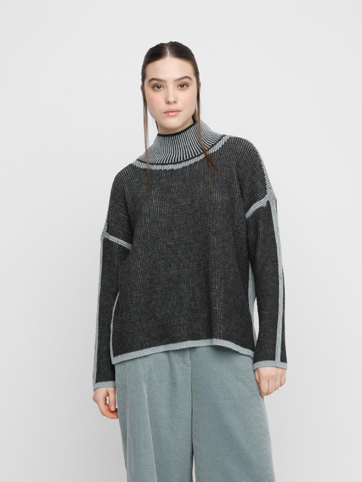 Ozai N Ku Contrast Knit Turtle Neck Sweater, Grey - Statement Boutique