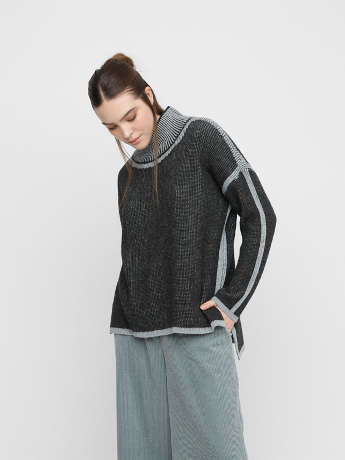 Ozai N Ku Contrast Knit Turtle Neck Sweater, Grey - Statement Boutique