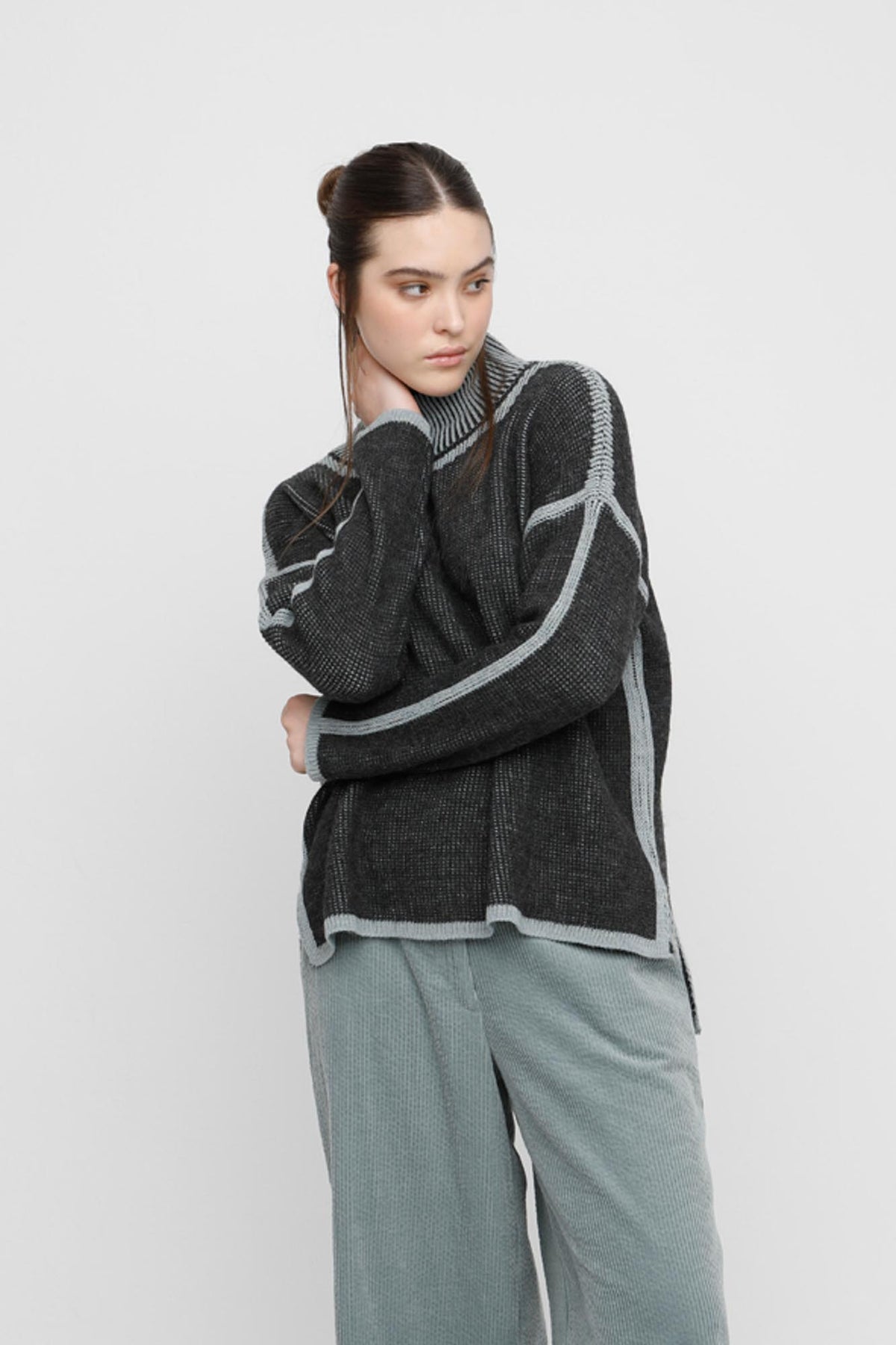 Ozai N Ku Contrast Knit Turtle Neck Sweater, Grey - Statement Boutique