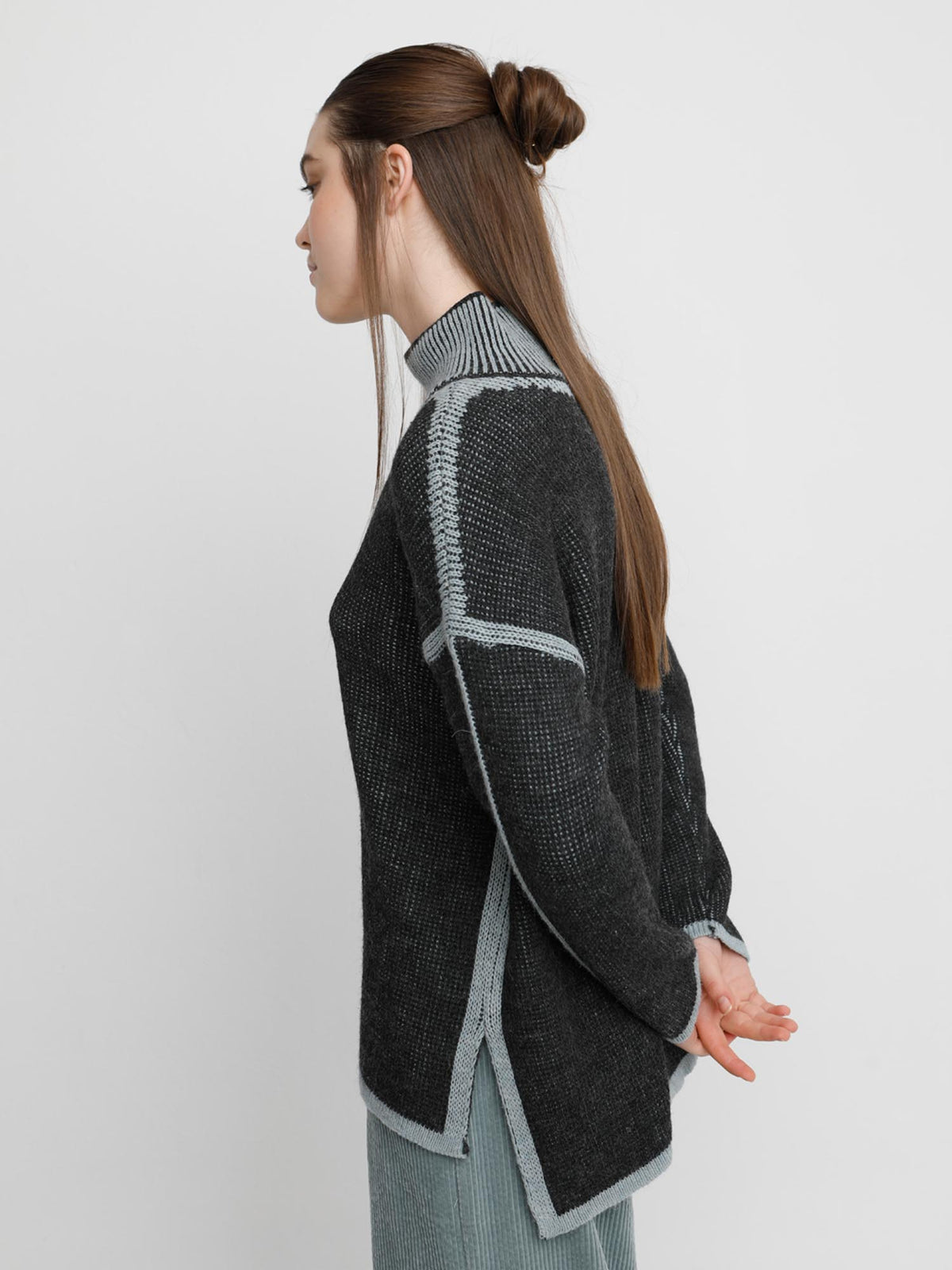 Ozai N Ku Contrast Knit Turtle Neck Sweater, Grey - Statement Boutique