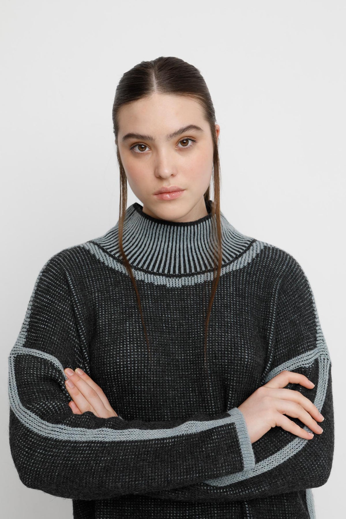 Ozai N Ku Contrast Knit Turtle Neck Sweater, Grey - Statement Boutique