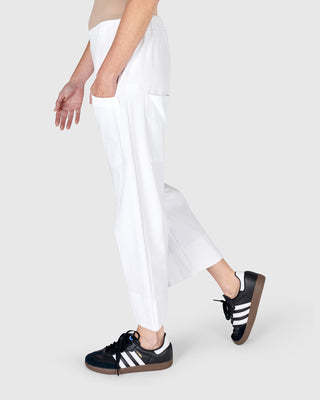 Alembika Urban Pocket Accent Crop Pant, White - Statement Boutique