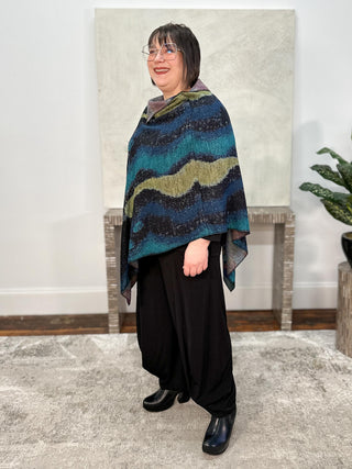 Cashmere Reversible Poncho, Large Flower Black Multi