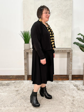 Hey Honey Shrug, Black