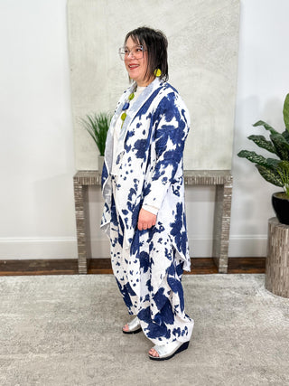 T by Transparente Tie Dye Throw Cover Up, White - Statement Boutique