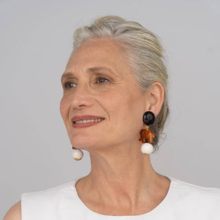 Ellie Earrings, Brown/White