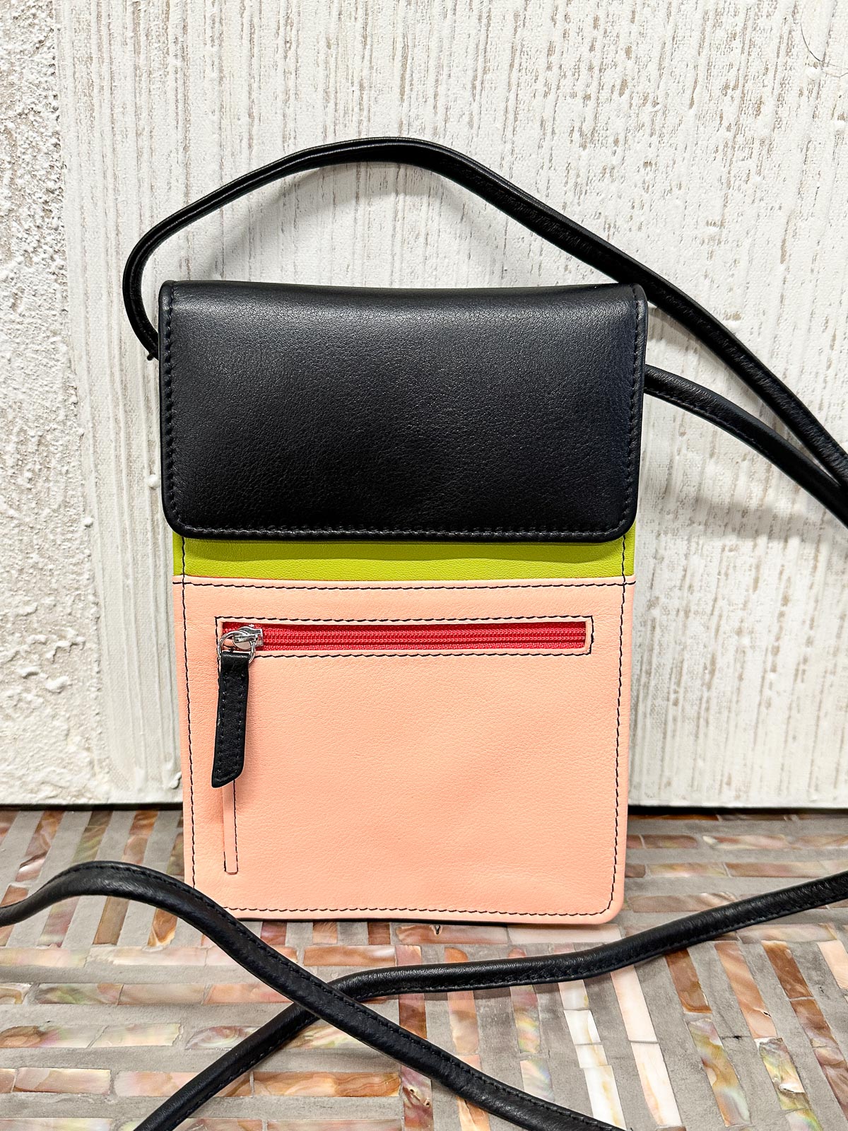 Ili crossbody organizer 2025