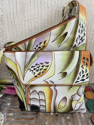 Magnifique Angled Crossbody, Green/Black - Statement Boutique
