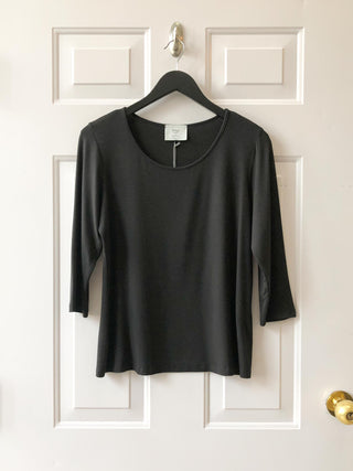 Chalet et ceci Jersey 3/4 Sleeve Basic Top, Black