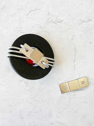 OC Jewelry Denali Magnet Brooch, Black/Red