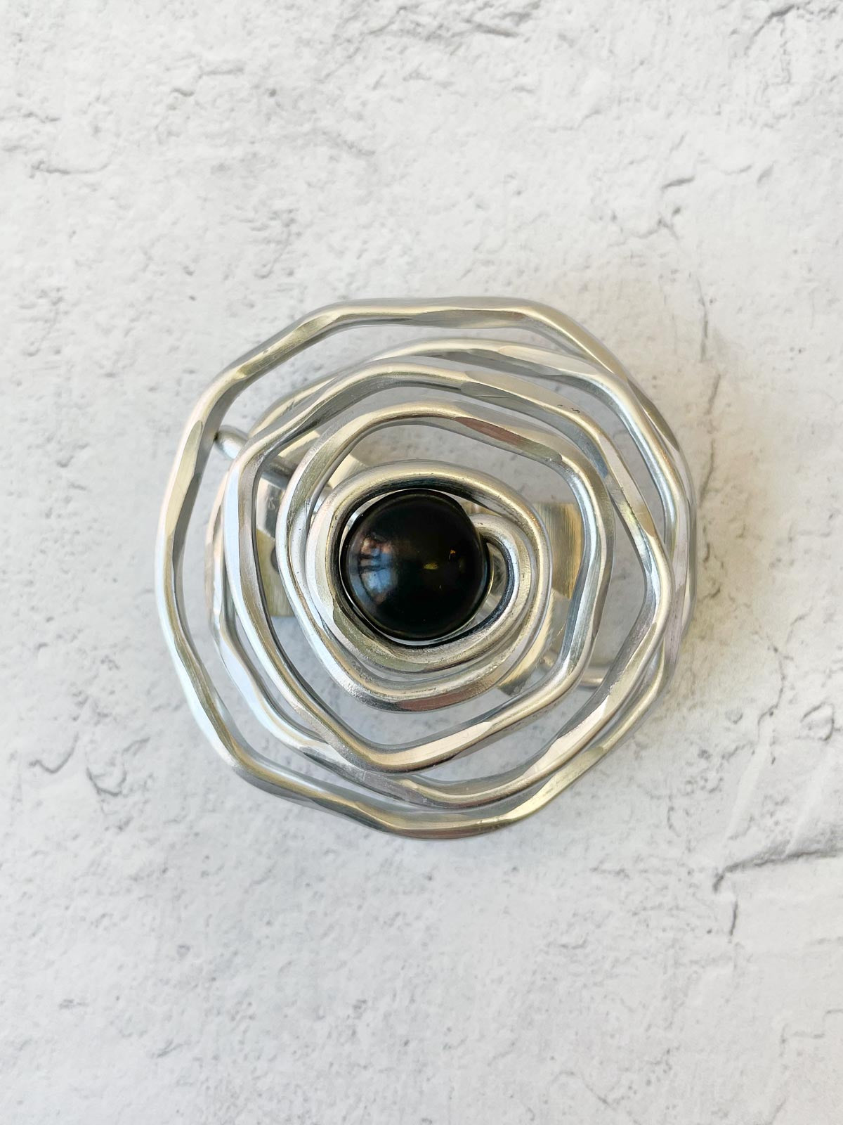 OC Jewelry Tagua Jam Magnet Brooch, Silver/Black