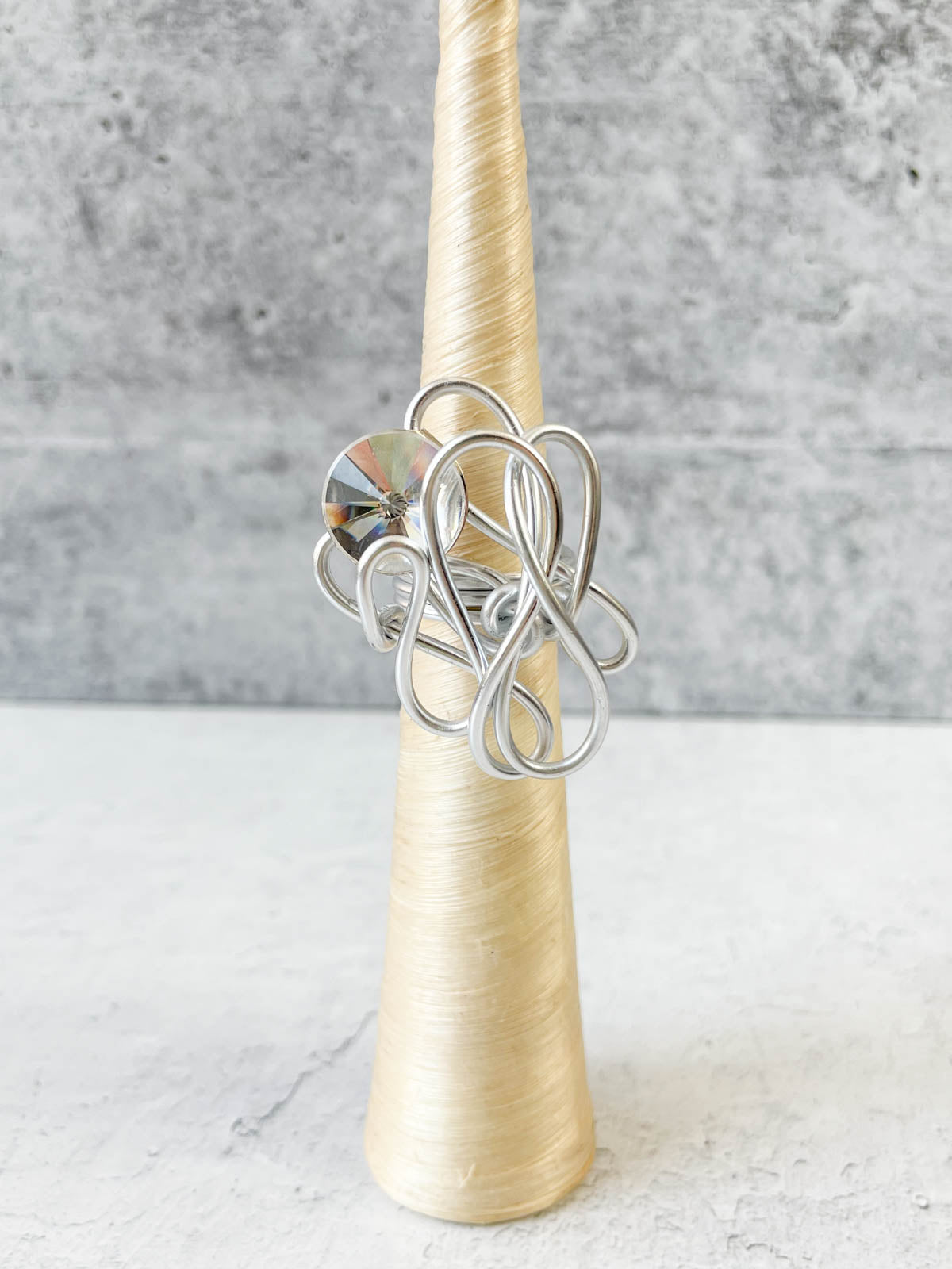 OC Jewelry Wigly Ring, Silver Vertical